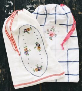 Drawstring Bag Tutorial | fairywrencottage.com