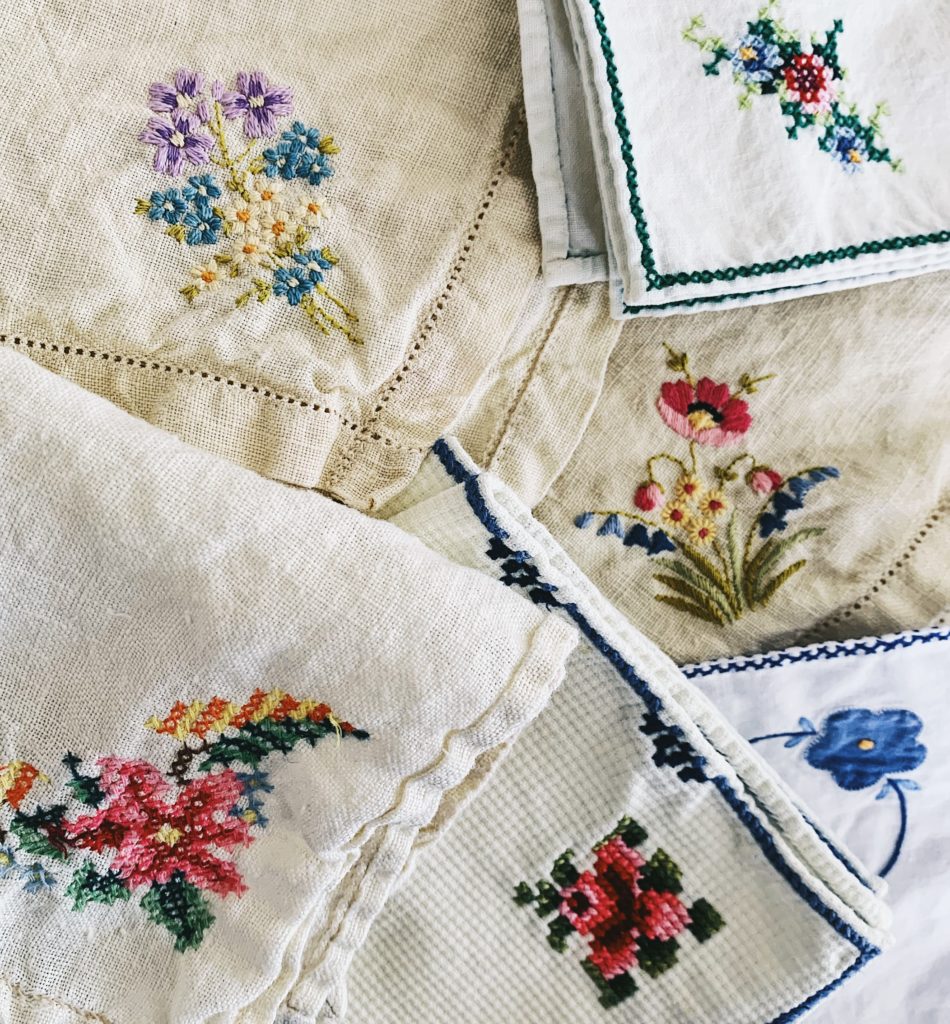 Pretty & Practical Linen serviettes. | fairywrencottage.com